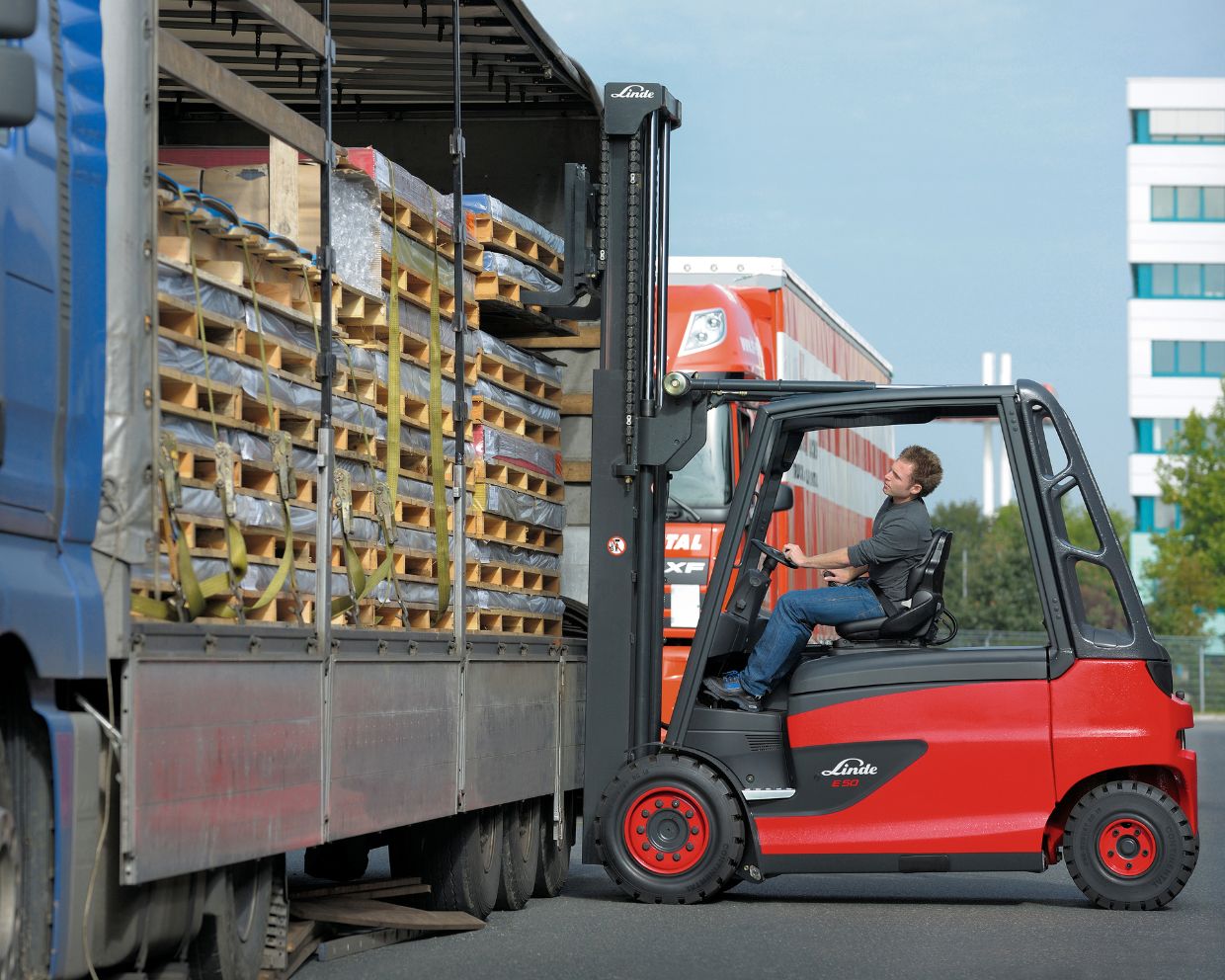 Linde MH and forklift operators