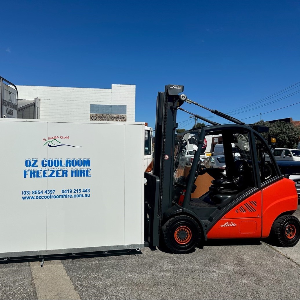 Red Linde reconditioned forklift at Oz Satelite Rentals