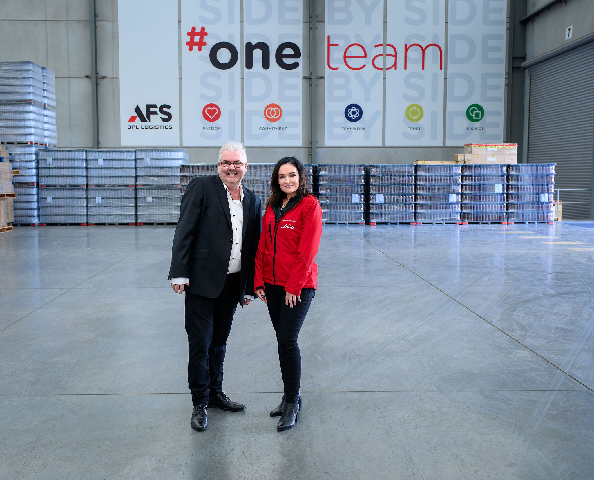 Linde Salesperson with customer representative at AFS Logistics